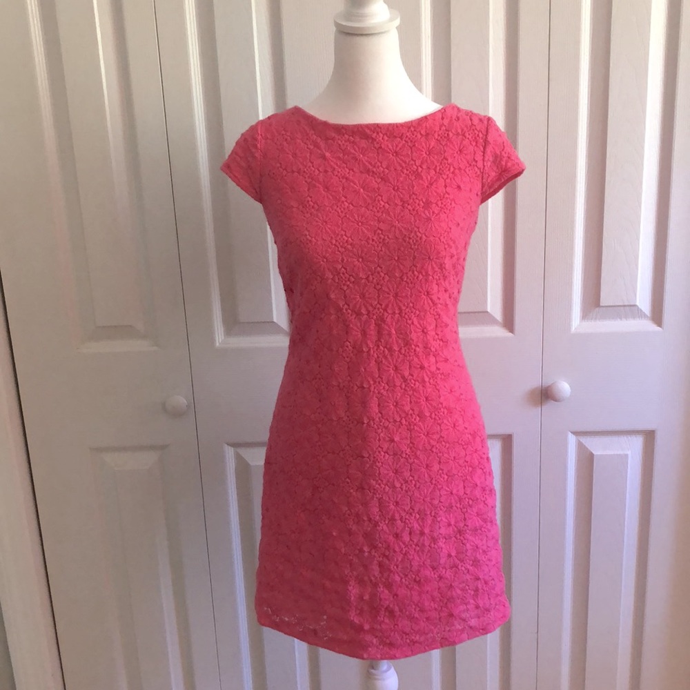 Lilly Pulitzer lace shift dress